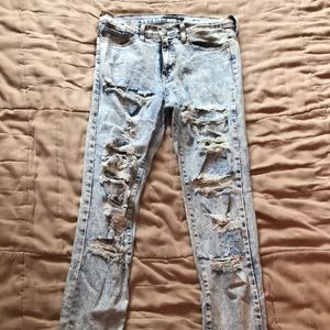 Distressed Acid Wash Jeans!